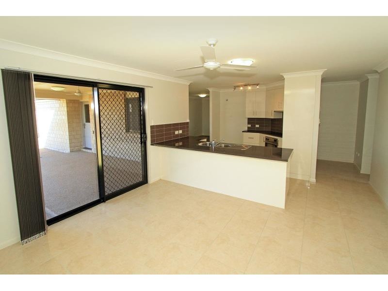 22 Violet Drive, Gracemere QLD 4702